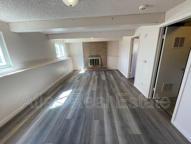 Building Photo - 4435 S Anjelina Cir