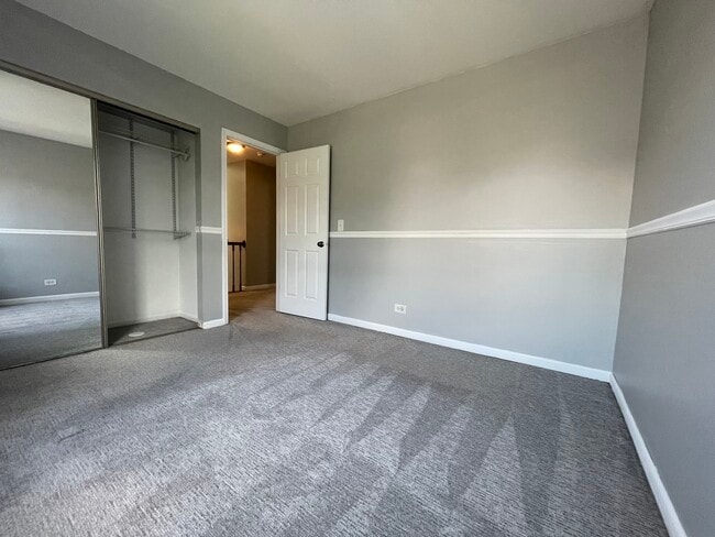 Building Photo - 1076 Rockport Dr