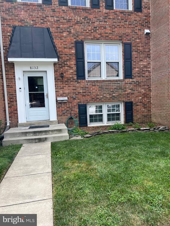 Building Photo - 8132 Sleepy View Ln