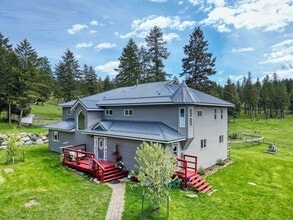 Building Photo - Private Country Living on 20 Acres in Somers