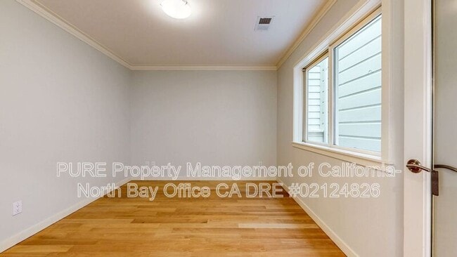 Building Photo - 3051 San Bruno Ave