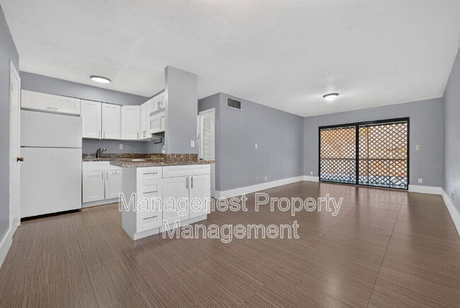 Building Photo - 8701 SW 141st St