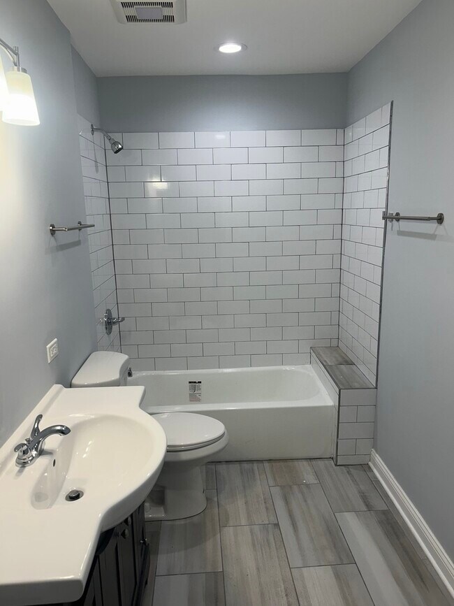 Building Photo - 3115 50th Ct