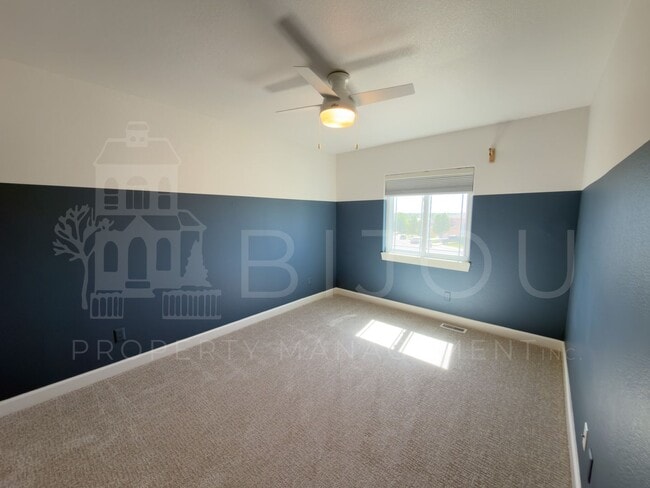 Building Photo - 6733 Summer Grace St