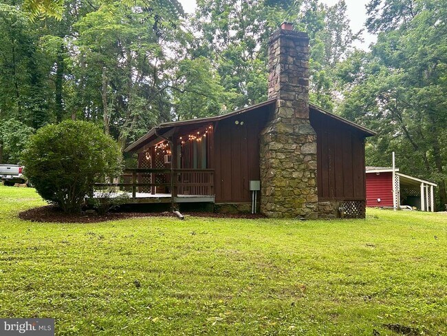 Building Photo - 19330 Mountain Spring Ln