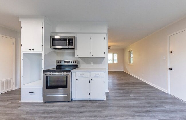 Building Photo - 115 Ketchum Ln