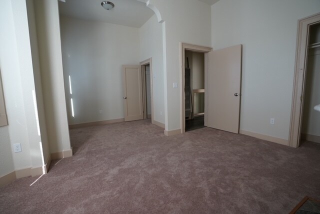 Building Photo - 1708 10th St