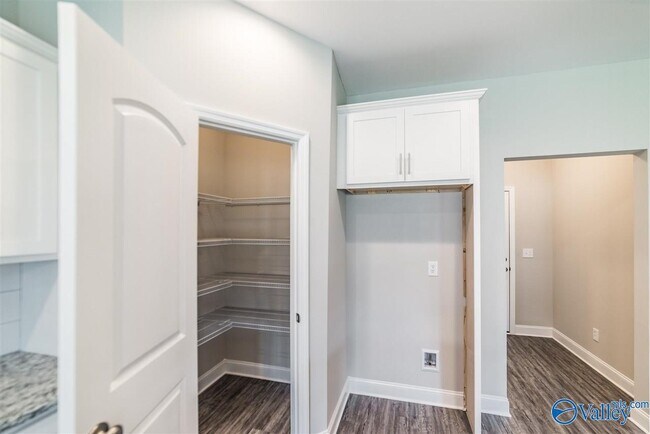 Building Photo - 3029 Crystal Creek Dr
