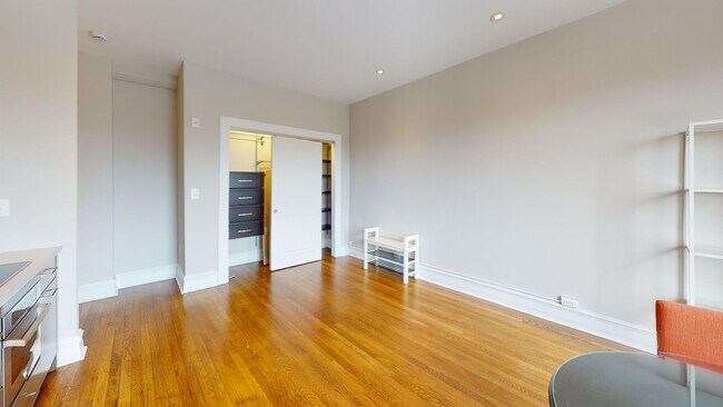 Building Photo - Dupont Circle Modern Studio Apartment In H...