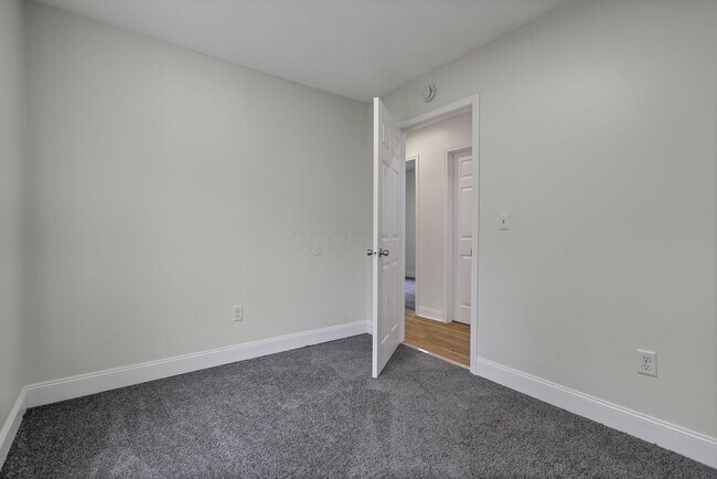 Building Photo - 4075 Gun Barrel Rd NE