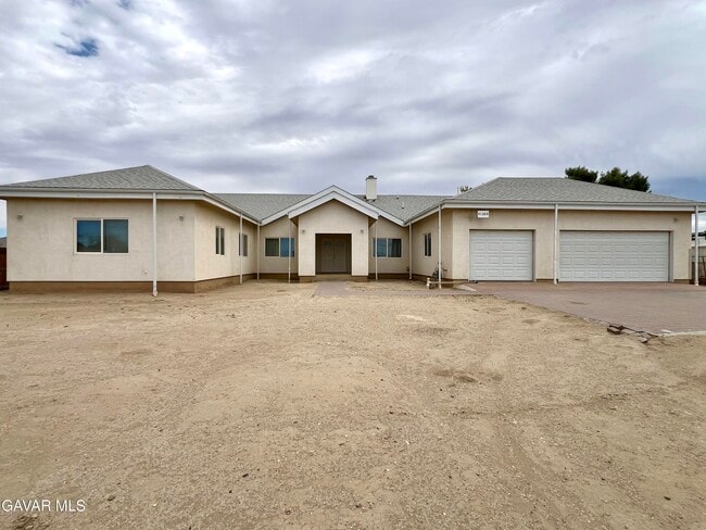 Building Photo - 41380 156th St E