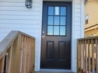 Building Photo - 2037 Gless Ave