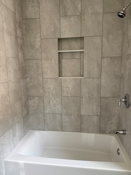 Bathroom 2 - 131 Boston St