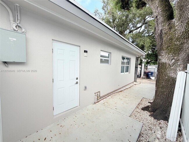 Building Photo - 3392 NW 50th St