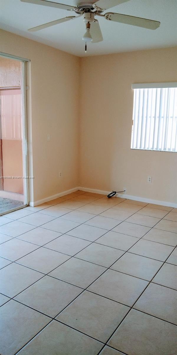 Building Photo - 2748 SW 83rd Ave