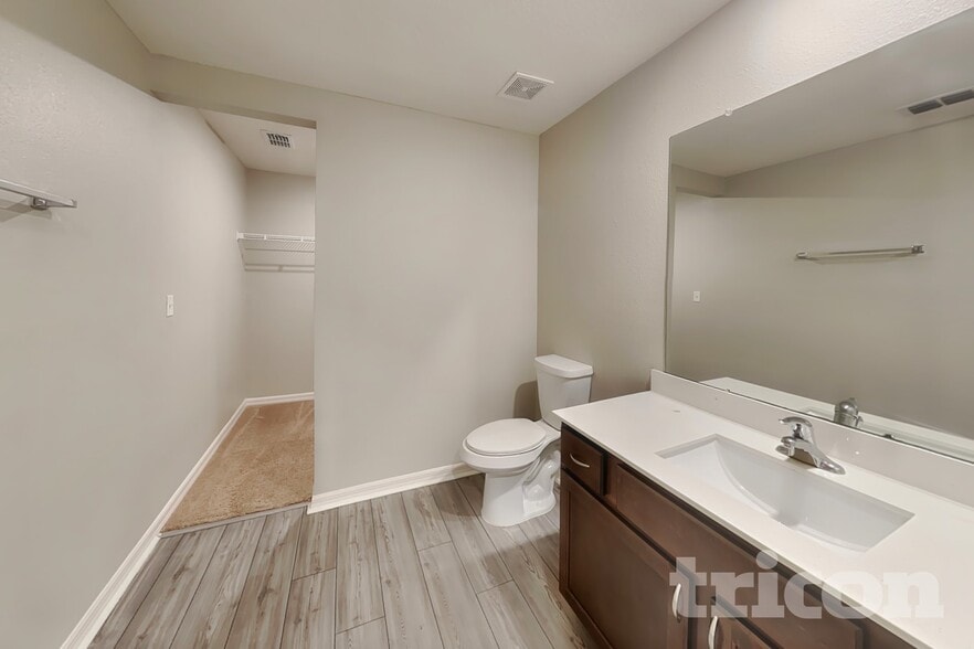 Building Photo - 57 Pilgrim Dr