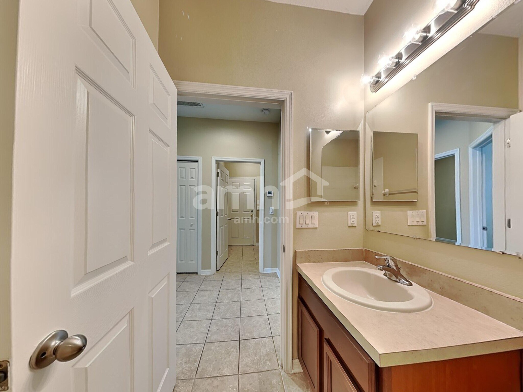 Building Photo - 7131 Forest Mere Dr