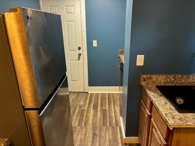 Primary Photo - 210 W 39th St