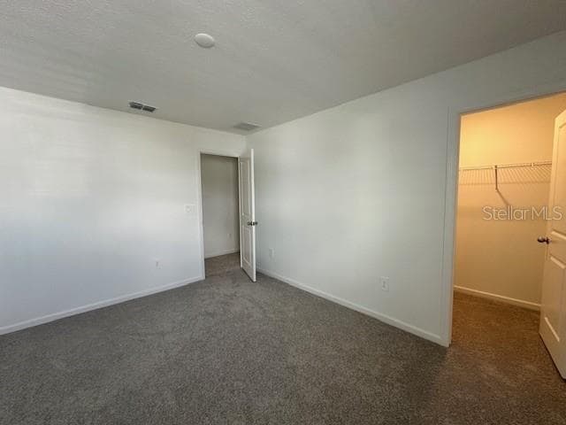 Building Photo - 4012 NE 30th Ter