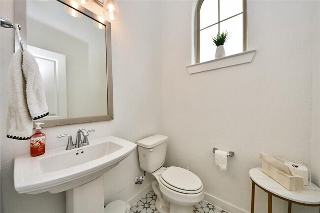 Building Photo - 23619 Bottlebrush Terrace Trl
