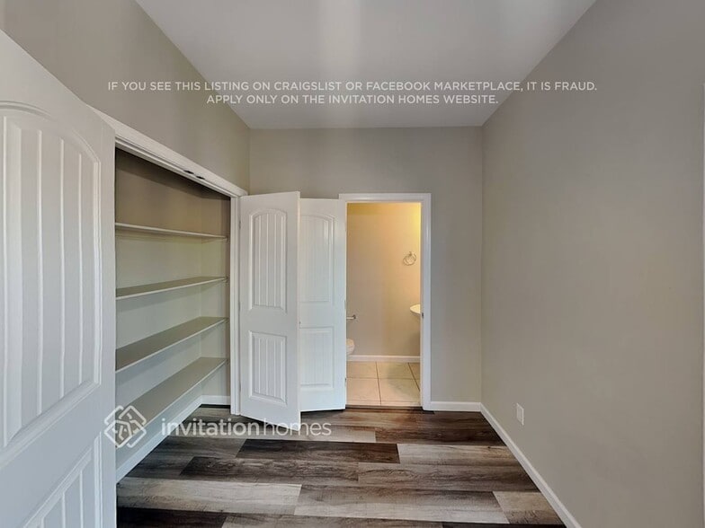 Building Photo - 8776 Candelabra Ct