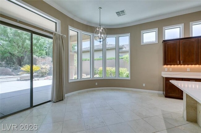 Building Photo - Elegant Anthem Country Club Residence with Spa, Balcony & 3-Car Garage