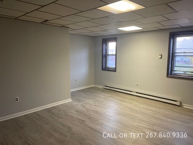 Building Photo - 2729 W 3rd St