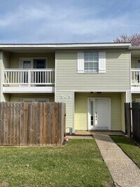 Building Photo - Plaza Village Condominiums