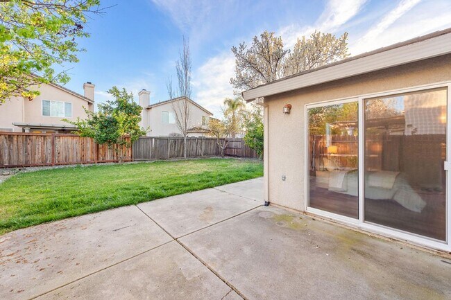 Building Photo - 4866 Alterra Way