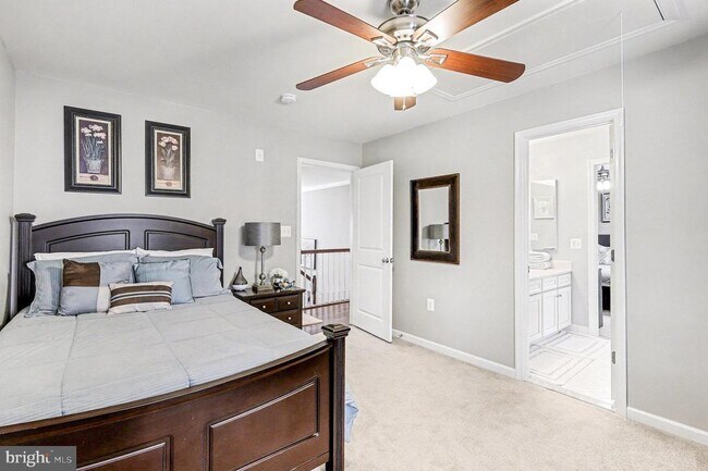 Building Photo - 13773 Night Sky Dr