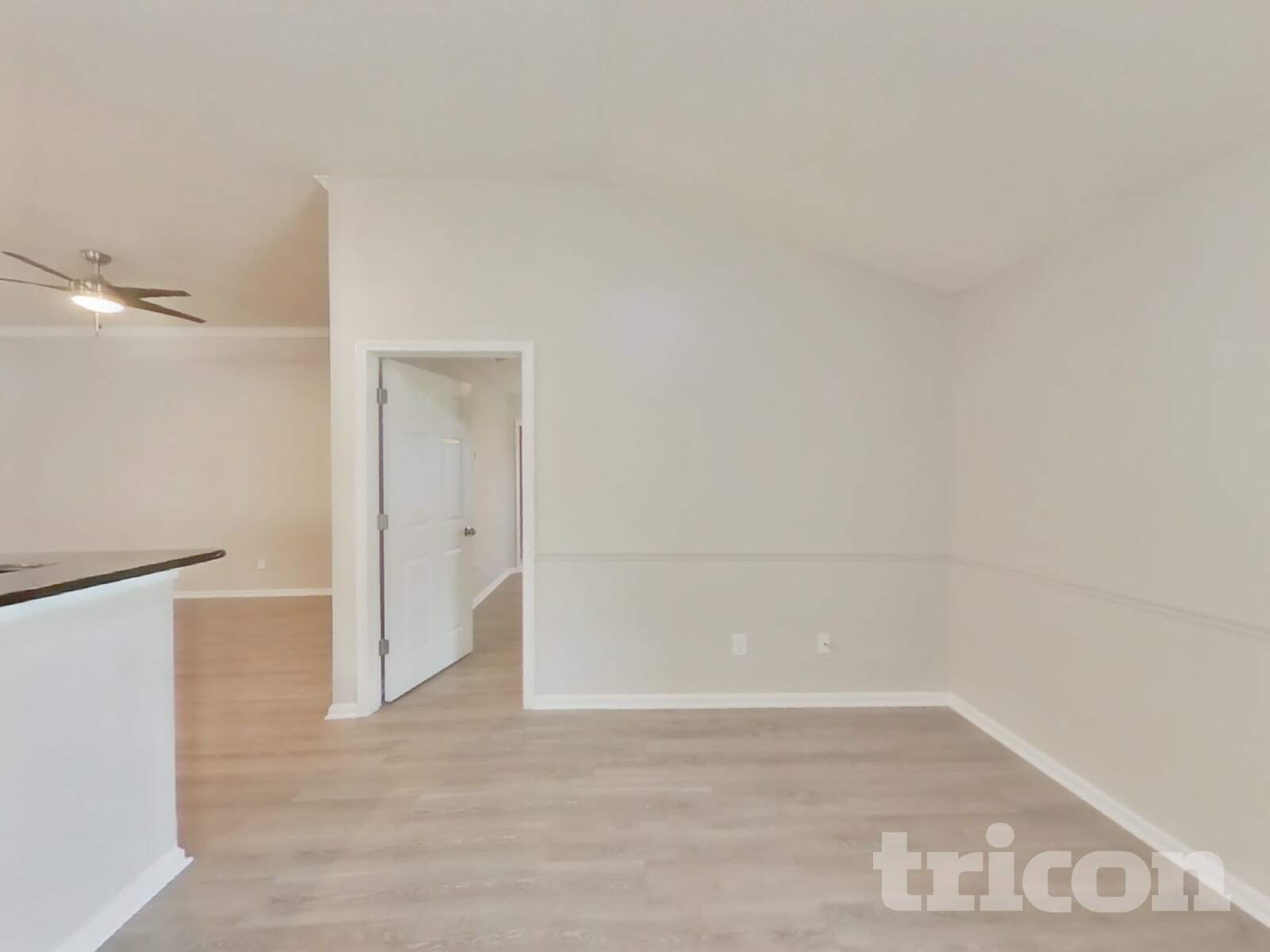 Building Photo - 1695 Northglen Cir