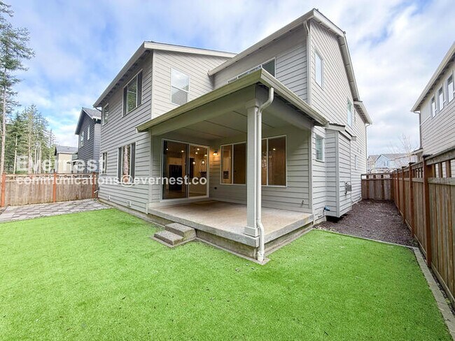 Building Photo - 33335 Crystal Ave SE