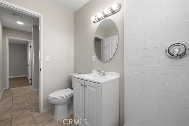 Building Photo - 207 Flora St