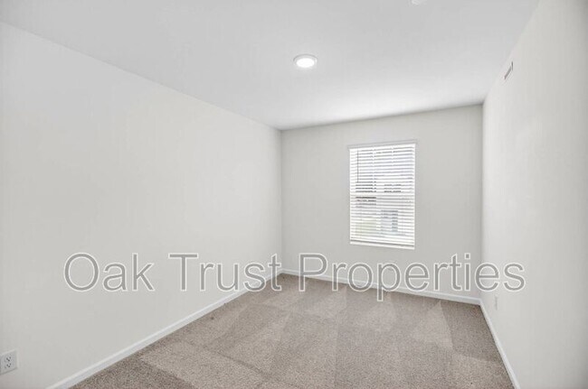 Building Photo - 502 Townsford Ln