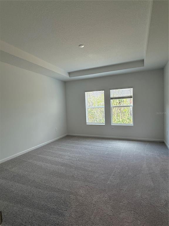 Building Photo - 2799 Skyline Lp