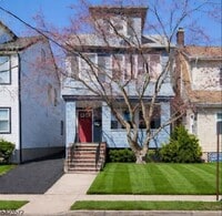 Building Photo - 569 Chestnut St