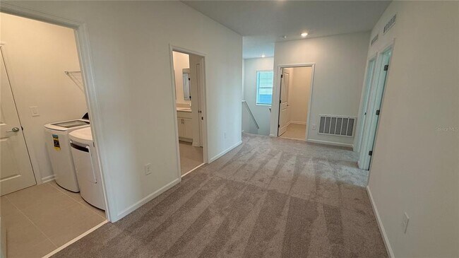 Building Photo - 5620 Lemon Grass St