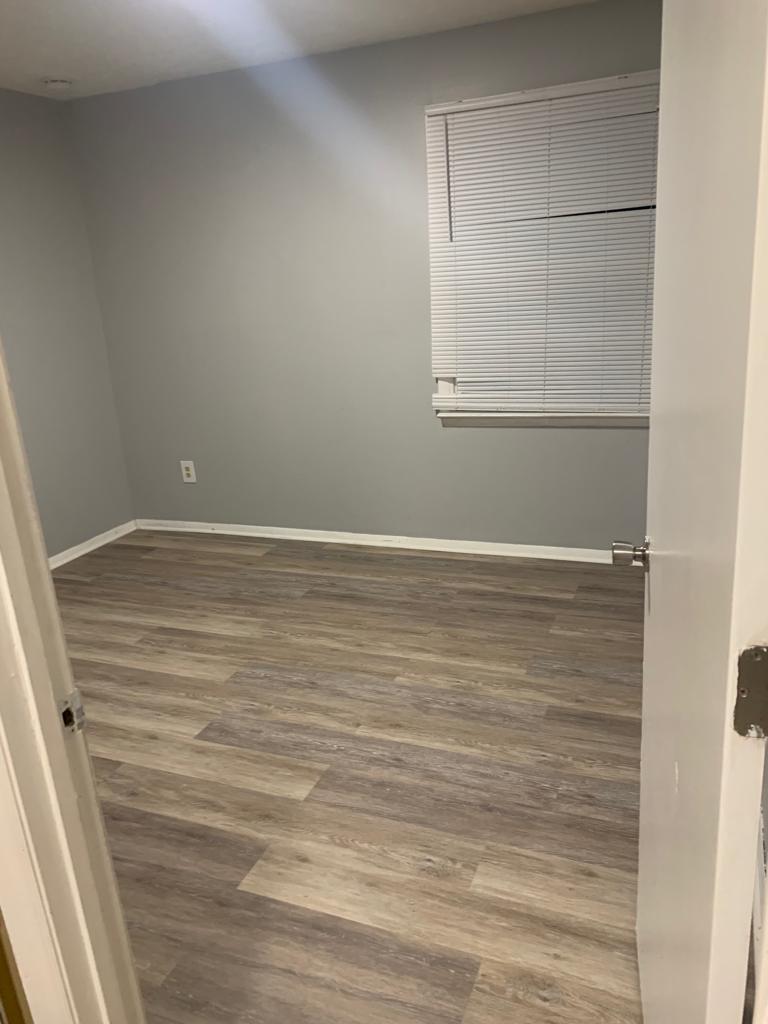 Building Photo - 212 Preston Ave