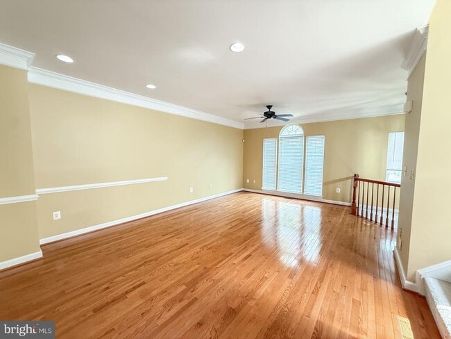 Building Photo - 4228 Lower Park Dr