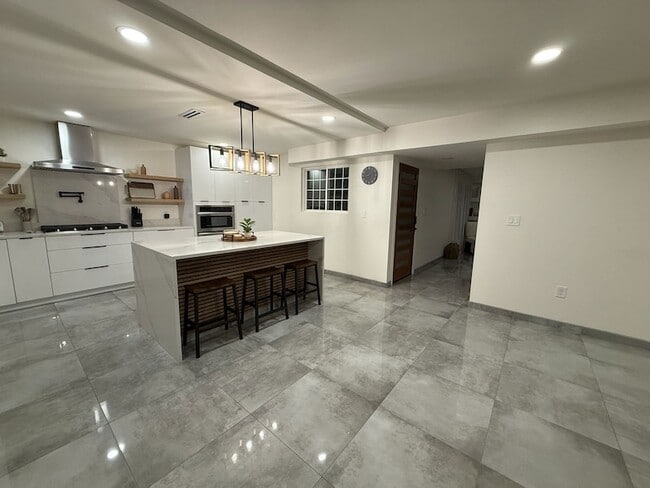 Building Photo - 5912 Harvest Hill Rd