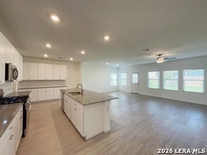 Building Photo - 8948 James Bowie