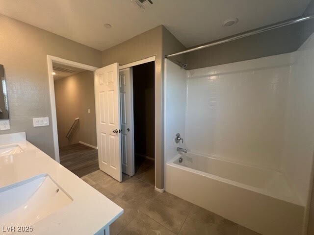 Building Photo - 6222 Mavora Lake St