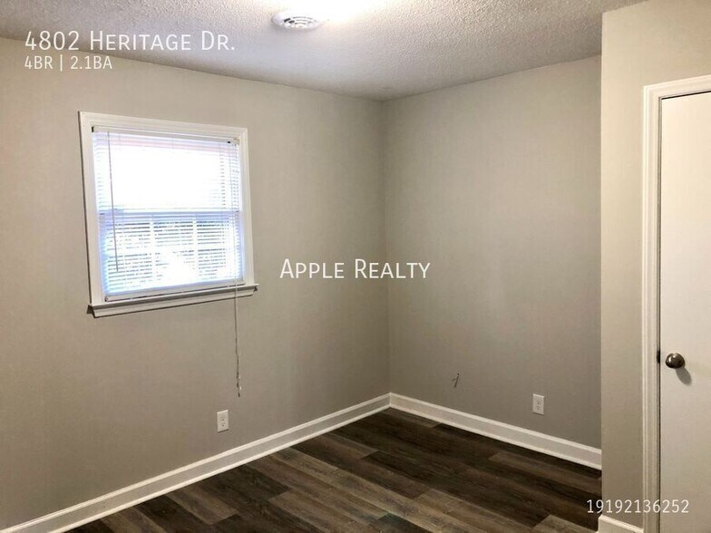 Building Photo - 4802 Heritage Dr