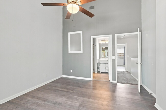 Building Photo - 13521 S Indian River Dr