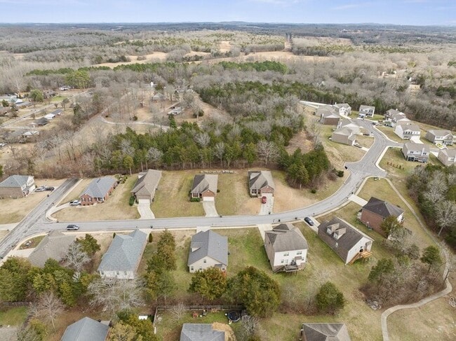 Building Photo - 3 Bedroom 3 Bath Home in Mt Juliet Now Lea...