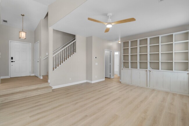Building Photo - 1568 Lamplight Village Ln