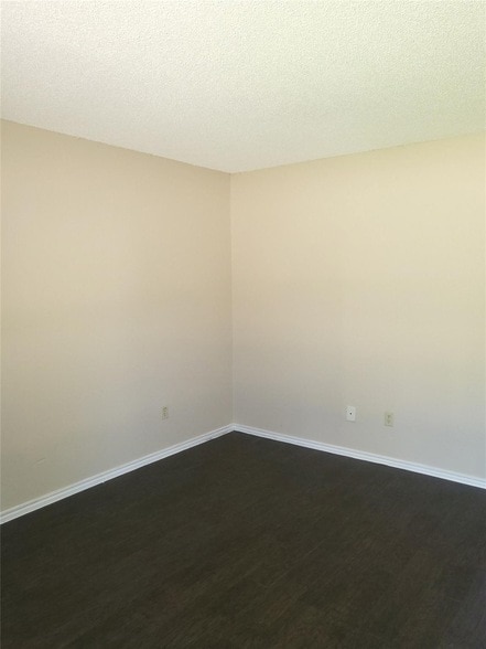 Building Photo - 8005 Rothington Rd