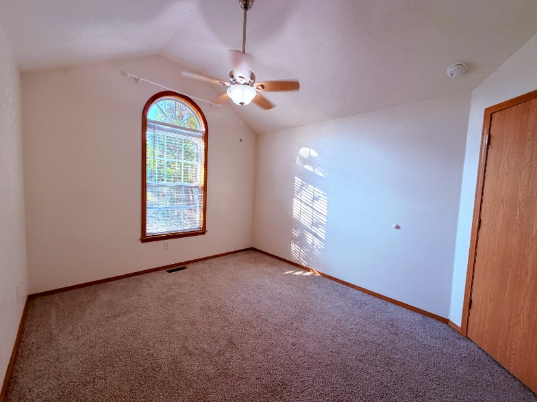 Building Photo - 1630 S Burks Ave