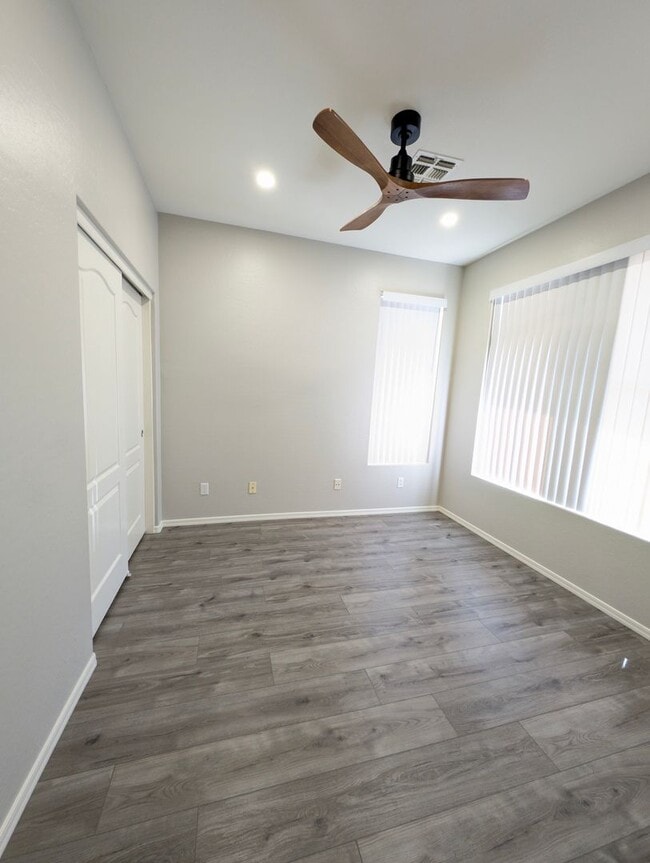 Building Photo - REMODELED - LIKE NEW - IN CHAPARRAL ESTATE...