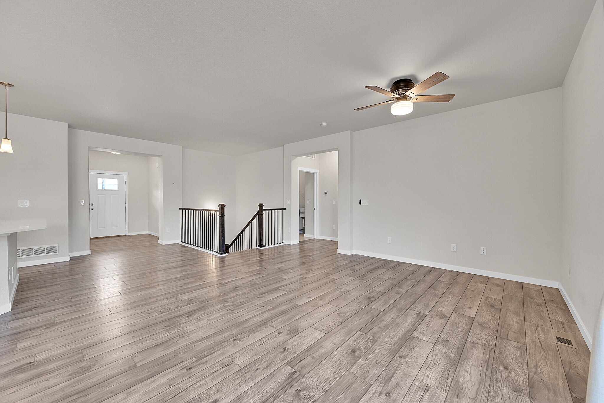 Building Photo - 16556 Hallmark Trl